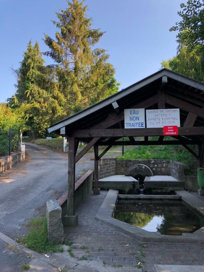 Aux Lettres Du Lavoir La Rivière-Saint-Sauveur Esterno foto