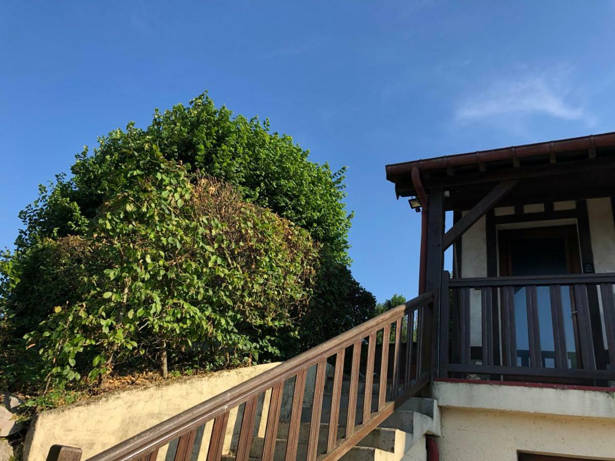 Aux Lettres Du Lavoir La Rivière-Saint-Sauveur Esterno foto