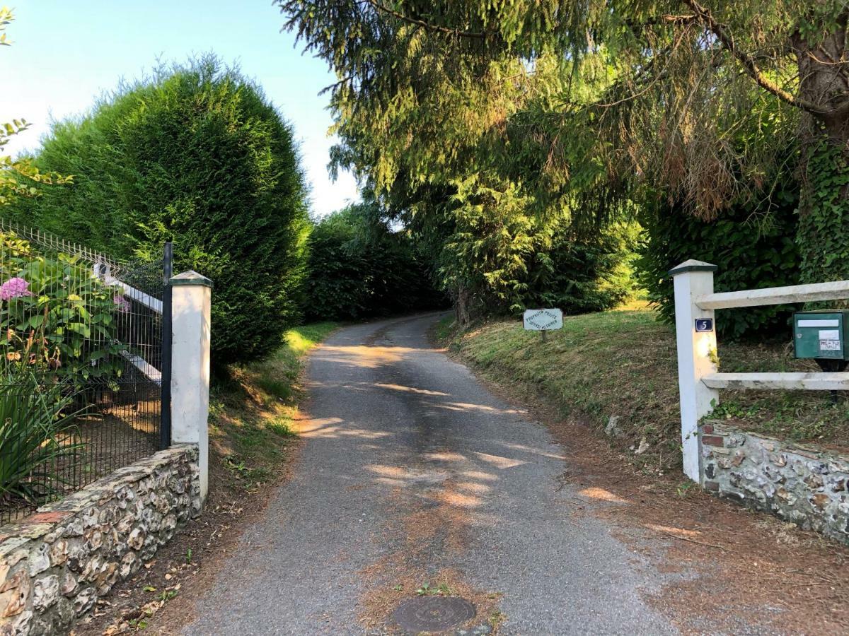 Aux Lettres Du Lavoir La Rivière-Saint-Sauveur Esterno foto